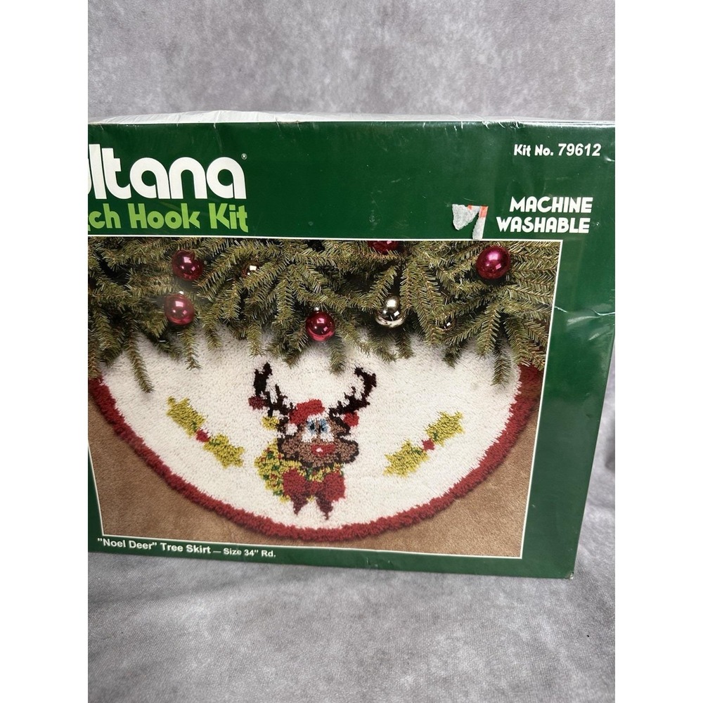 Vintage Sultana Latch Hook Noel Deer 34" Round Tree Skirt Kit Sealed New 79612 - Picture 4 of 6